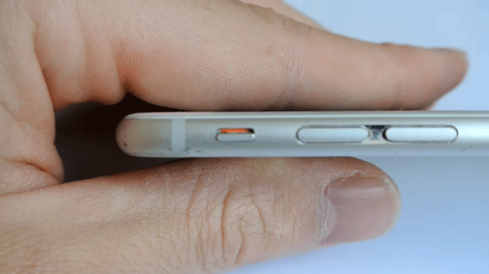 Nút gạt rung iPhone 6S bị liệt không bấm được 