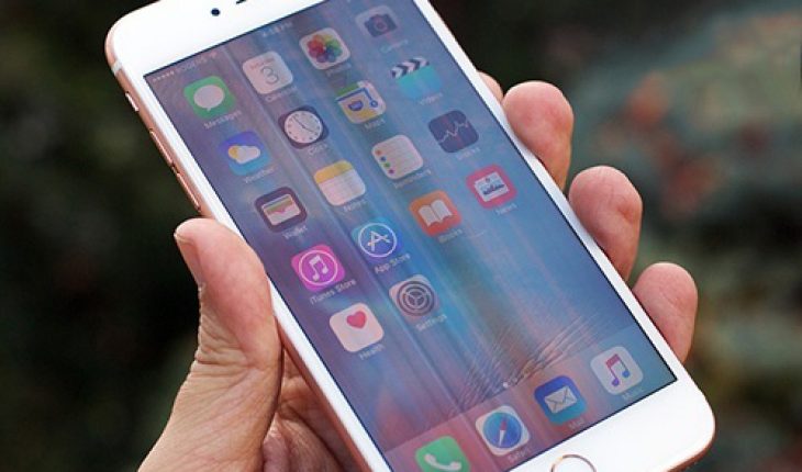 iPhone 6S bị lỗi sọc màn hình: Cần thay mới nếu để lâu cũng sẽ chết hẳn màn hình 