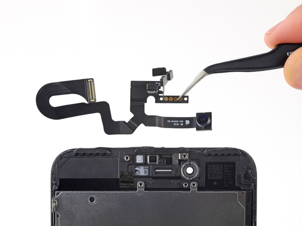 Lỗi camera trước iPhone 8, 8 Plus có thể do camera hoặc do lỗi trên main 