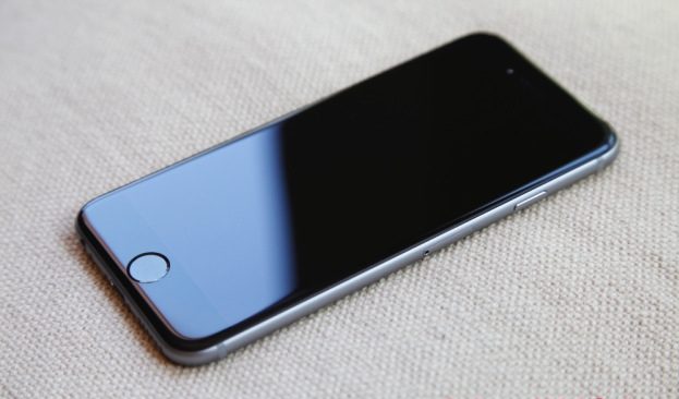 Lỗi mất cảm biến vân tay trên iPhone 6 Plus: Chủ yếu xuất phát lỗi từ người dùng.